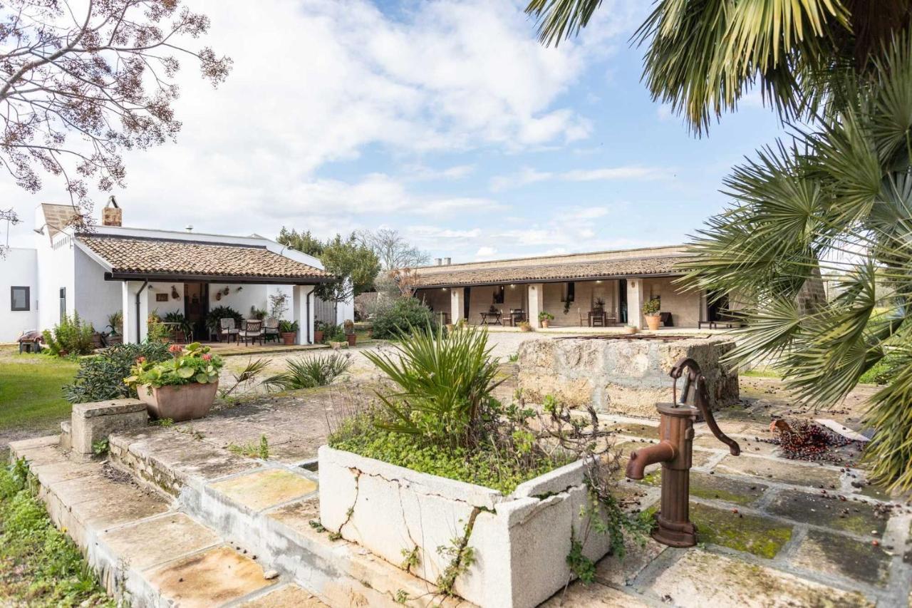 Agriturismo De Lorenzi Villa Casarano Esterno foto